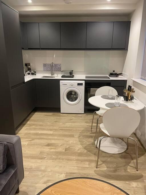 Stylish Flat In Old Trafford Apartment Manchester Exterior photo